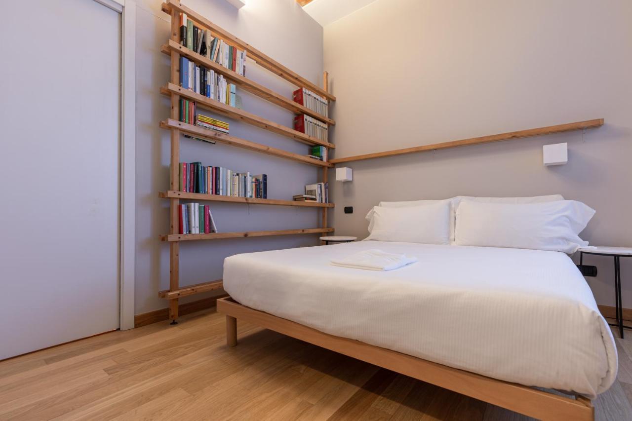 Beplace Apartments In Isola Милано Екстериор снимка